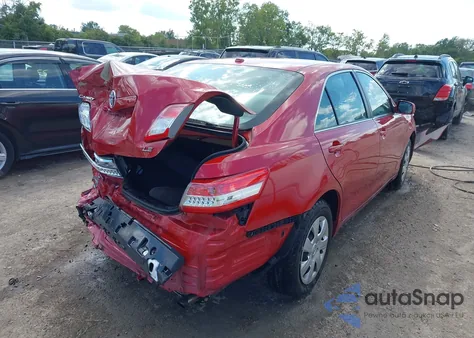 2011 Toyota Camry Le z USA, uszkodzony, nr VIN 4T4BF3EK2BR192103